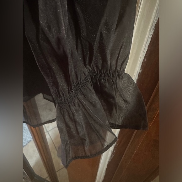 Off the shoulder sheer top - Picture 4 of 6